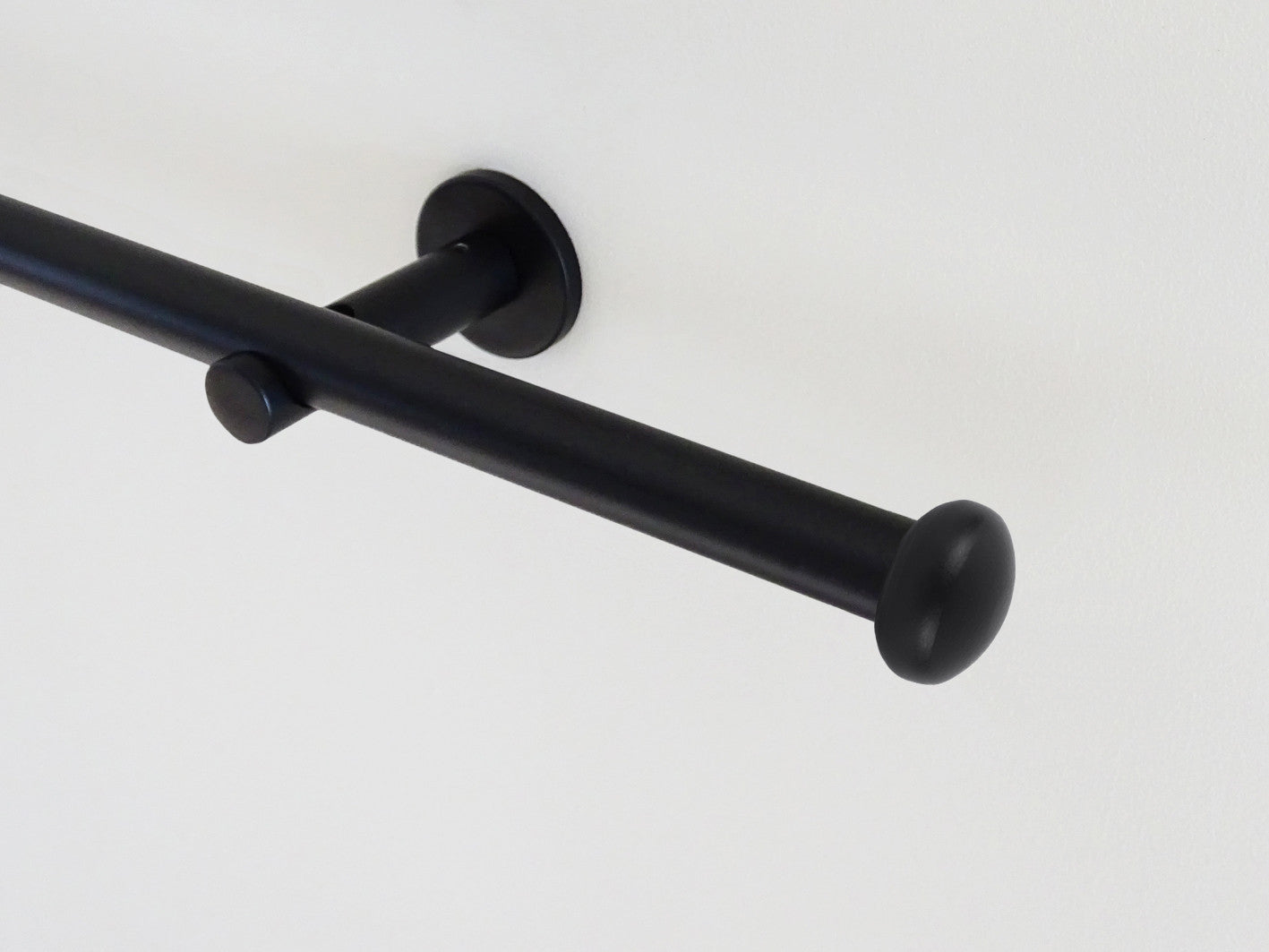 19mm skinny black curtain rod set with elliptical end