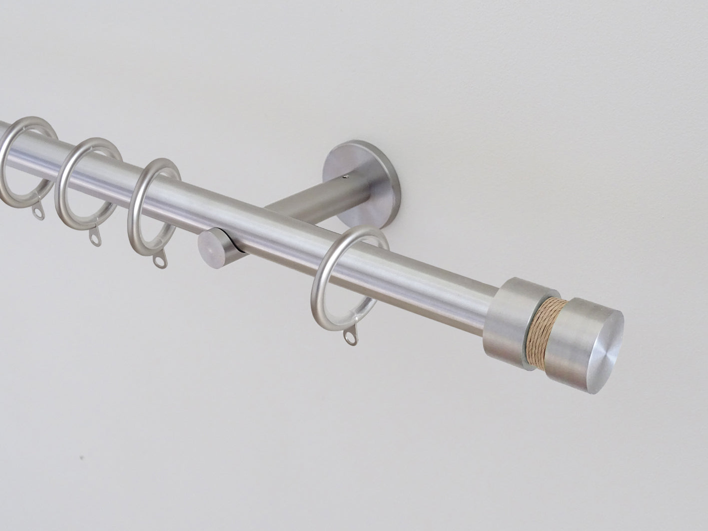 19mm diameter stainless steel metal curtain pole set with groove finials