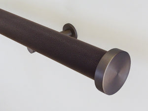 "Tennessee" textured 50mm tracked curtain pole by Walcot House