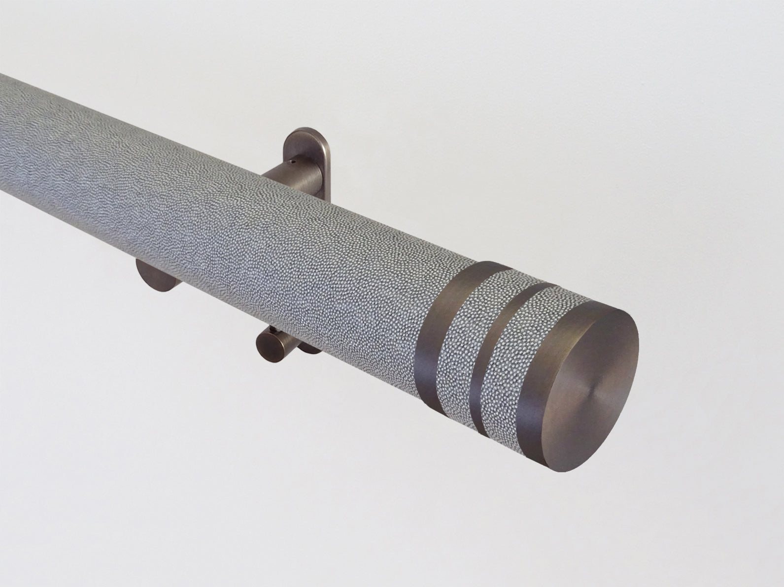 50mm diameter wrapped and tracked dusk pole with shagreen dusk bobbin finials