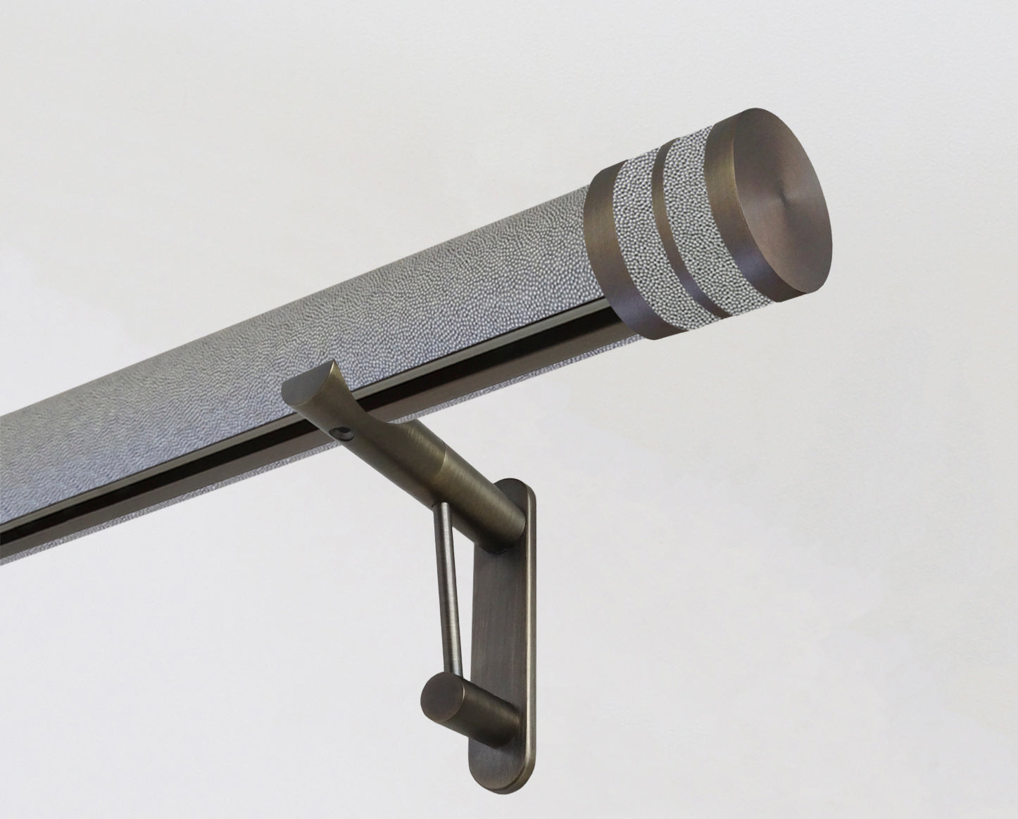 50mm diameter wrapped and tracked dusk pole with shagreen dusk bobbin finials